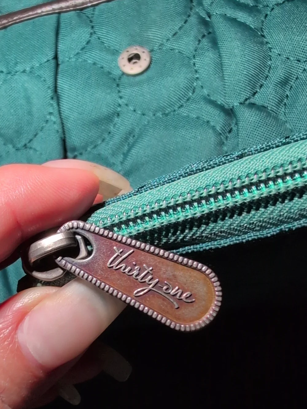 thirty-one stylish quilted